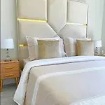 Dom wakacyjny Charming House With Garden In Quinta Do Conde, Air Conditioning *