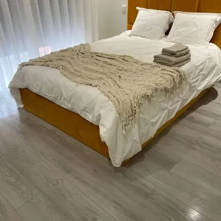 Charming House With Garden In Quinta Do Conde, Air Conditioning *